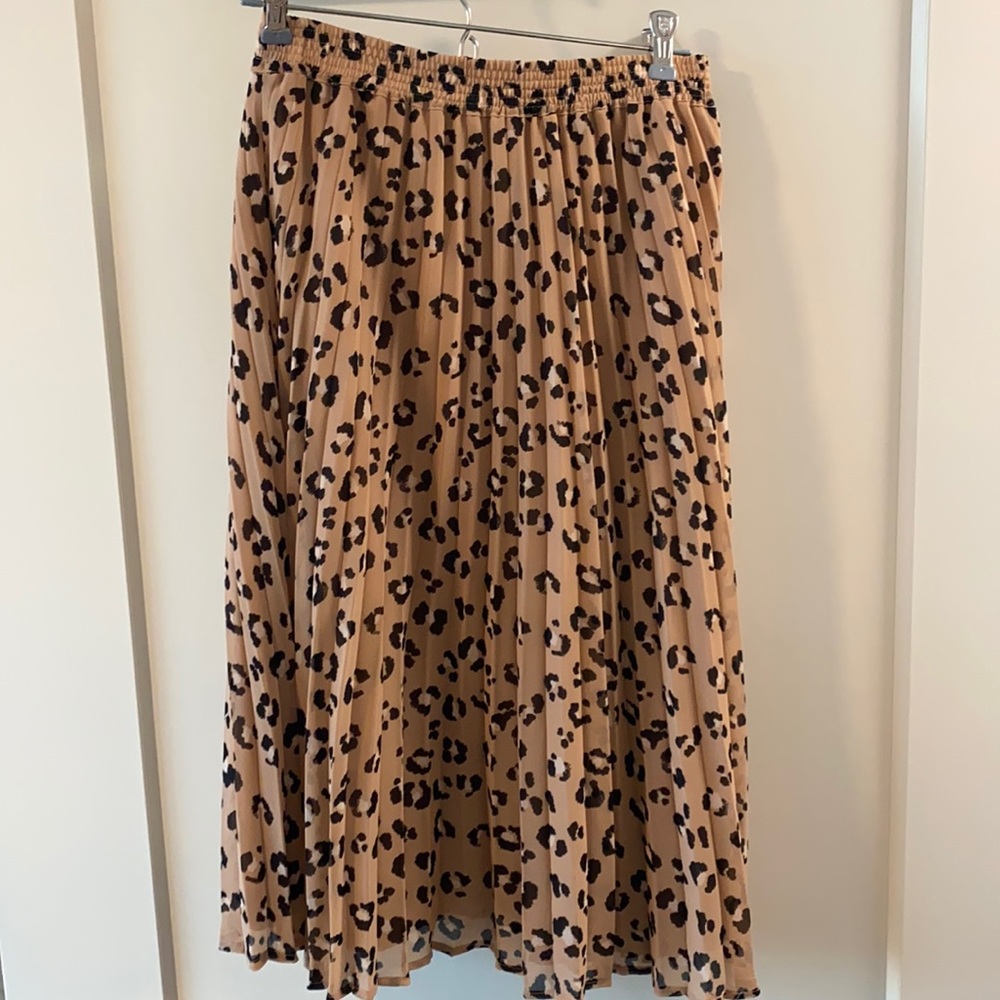 Tan and black Leopard skirt